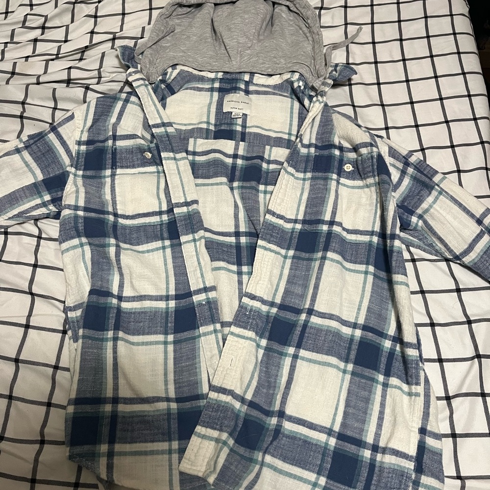 American Eagle Outfitters Blue and Cream Plaid Shirt
